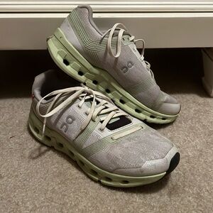 On Women's Running Shoes